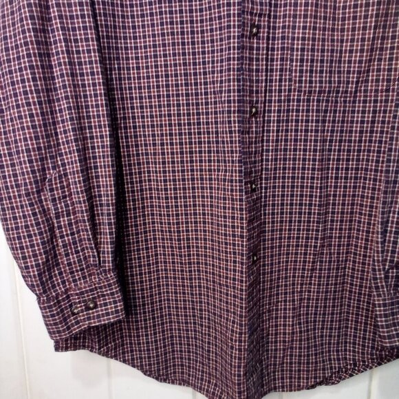Izod Shirt Men L Button Down Long Sleeve Plaid Black Red - Picture 7 of 14